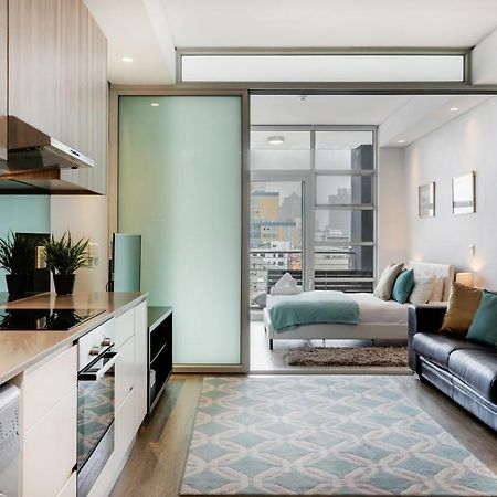 Backup-Powered Stylish Central Apartment Near Table Mountain Cape Town Exterior photo